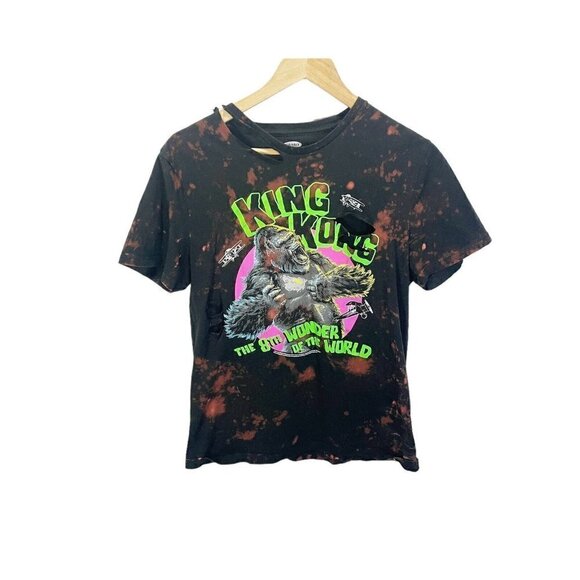Old Navy King Kong Black Distressed Bleach Dye M Short Sleeved Shirt - Picture 1 of 4